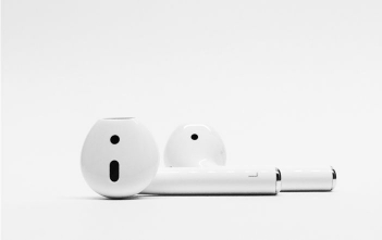 在 Mac 上更改蓝牙设备名称 蓝牙 AirPods